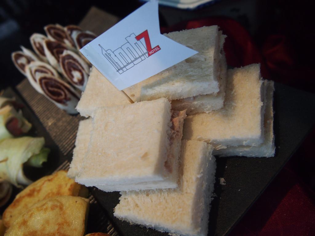 Roomz Hotel Seria ภายนอก รูปภาพ