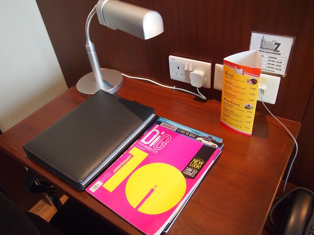 Roomz Hotel Seria ภายนอก รูปภาพ