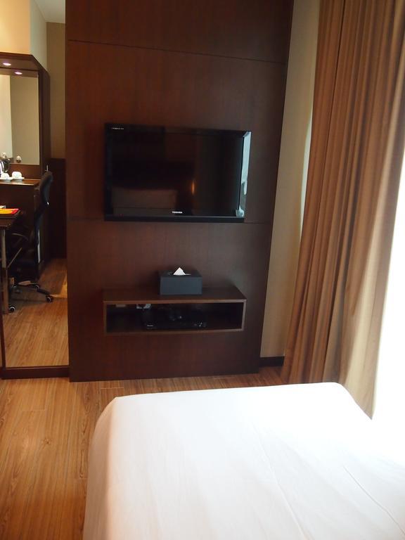 Roomz Hotel Seria ภายนอก รูปภาพ