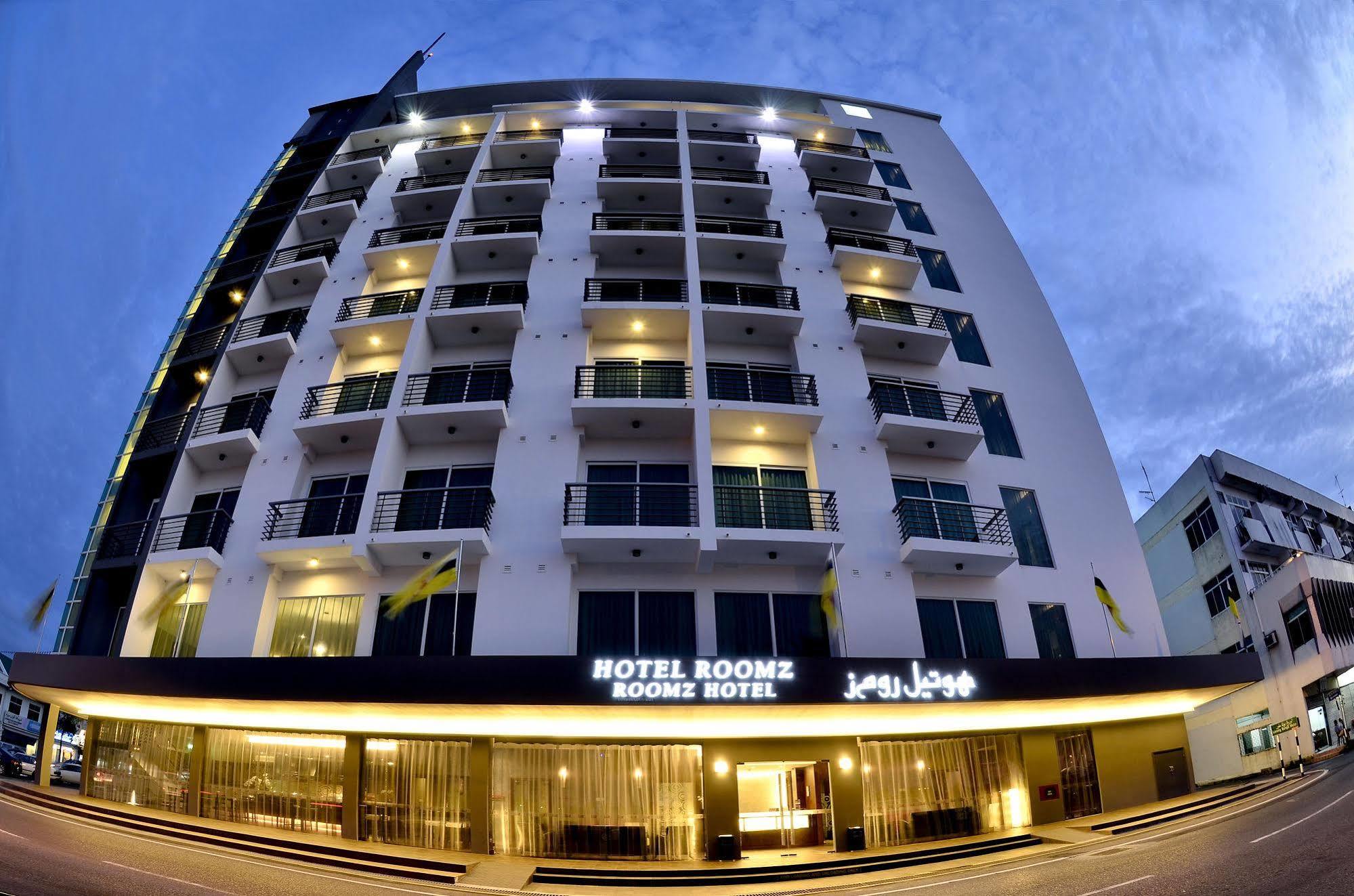 Roomz Hotel Seria ภายนอก รูปภาพ